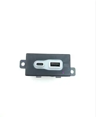 Jeep Grand Cherokee WL USB socket connector TM67BSB57