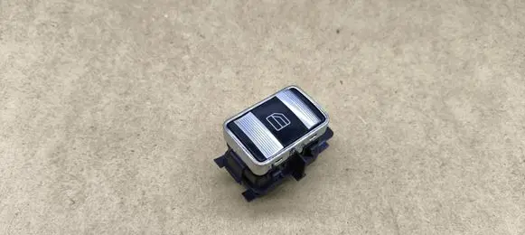 Mercedes-Benz S W221 Electric window control switch A2218706051