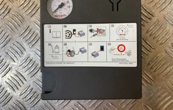 Audi A4 S4 B9 Tire air pump compressor 8P0012615A