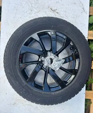 Audi A1 R16 winter tire 82B071496