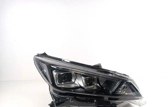 Nissan Leaf II (ZE1) Headlight/headlamp 260105SH5A