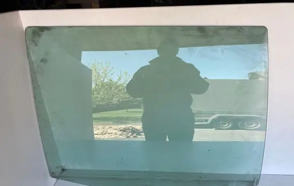 Citroen Evasion Rear door window glass 
