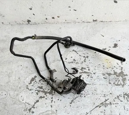 Audi A8 S8 D3 4E Fuel tank valve 4D0906271