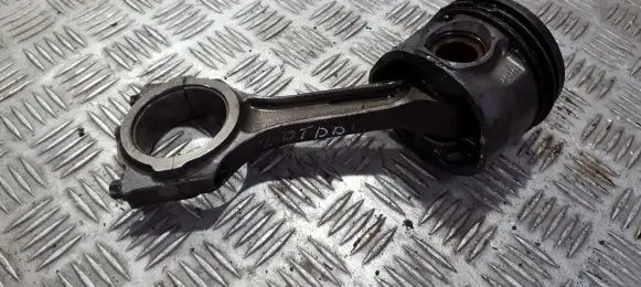 Ford Mondeo Mk III Piston with connecting rod RF1S706200AAF1R 2700B0424V