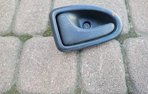 Opel Vivaro Rear door interior handle 7700423887 9601221