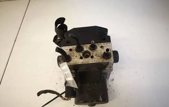 Audi A6 S6 C5 4B ABS Pump 4B0614517G