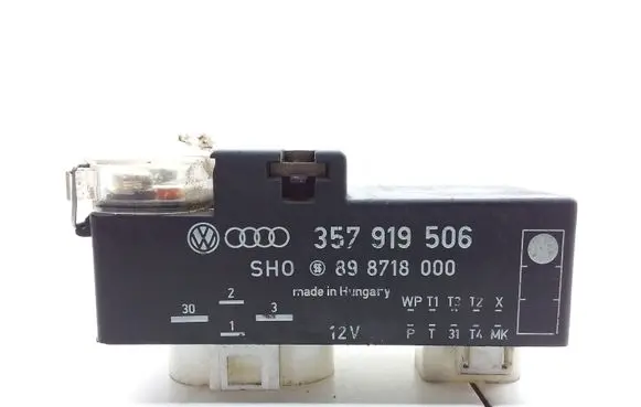 Volkswagen Polo III 6N 6N2 6NF Coolant fan relay 357919506 898718000