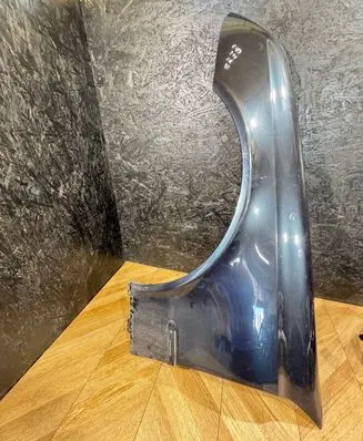 Mercedes-Benz E W211 Fender