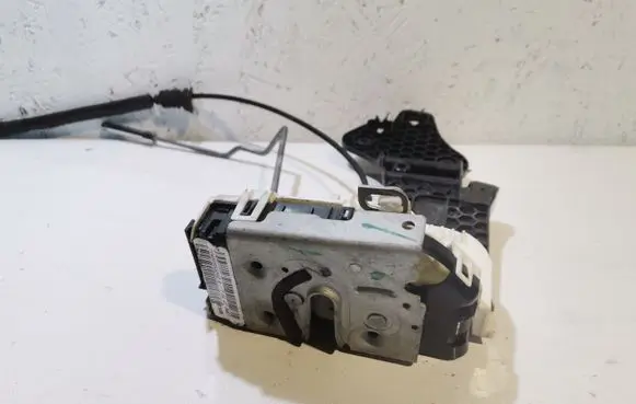 Dodge Durango Front door lock P04589922AG