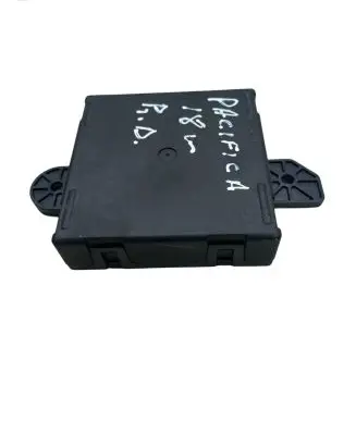Chrysler Pacifica Door control unit/module 68316560AC 2841585010300 TL44C317705CBA