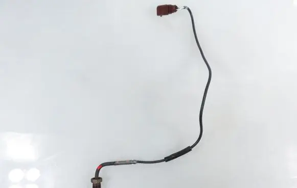 Volkswagen PASSAT B6 Exhaust gas temperature sensor 03G906088