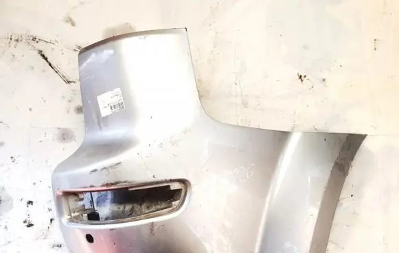 Rear bumper corner part panel trim