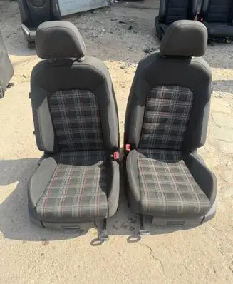 Volkswagen Golf VII Seat set