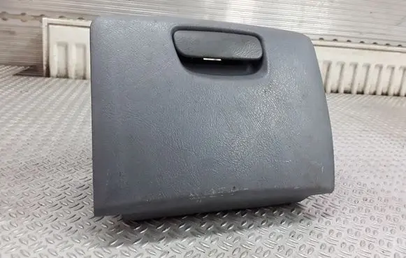 Mitsubishi Space Star Glove box