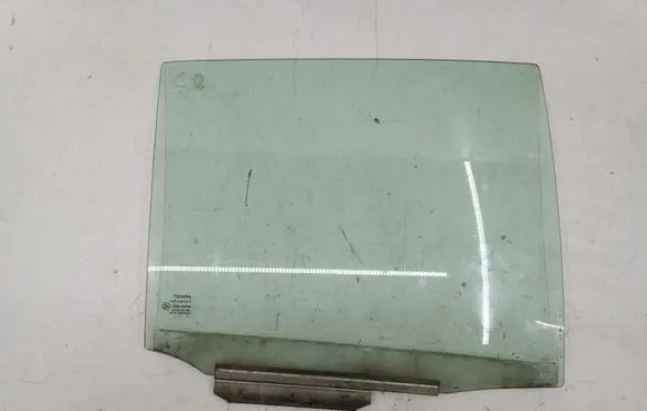 Toyota Yaris Rear door window glass