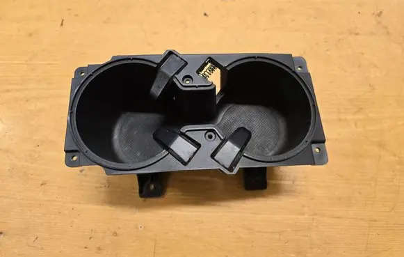 Honda CR-V Cup holder 83400SWAU01021 MTDN7524