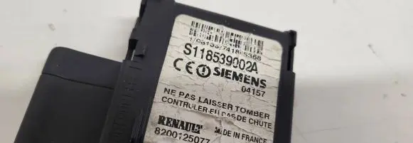Renault Scenic II - Grand scenic II Ignition key card reader 8200125077 S118539002A