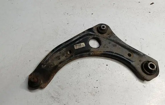 Nissan Note (E12) Front control arm
