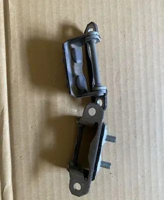 Subaru XV II Tailgate/trunk/boot hinge 60879FJ000 60879FJ001