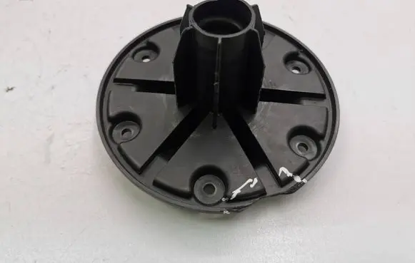 Mercedes-Benz A W169 Spare wheel bolt A1698980014