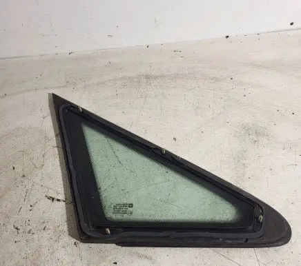 Opel Zafira A Front door vent window glass four-door 43R007022 DOT36AS2M129