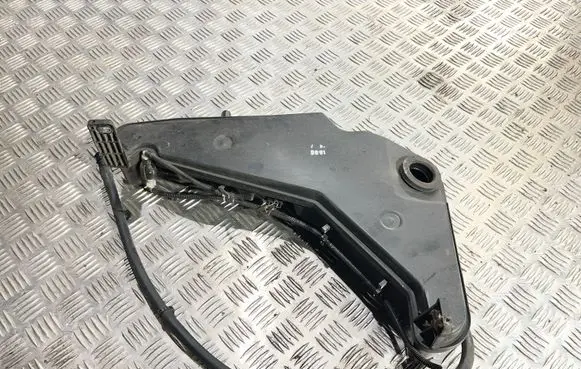 Audi Q5 SQ5 8R Windshield washer fluid reservoir/tank 8R0955453B
