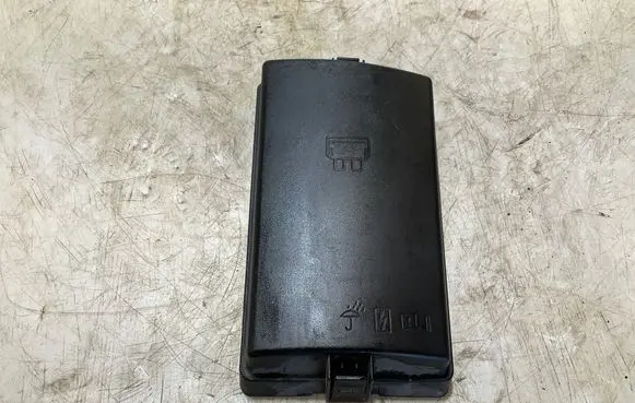 Audi A3 S3 8V Fuse box cover 5Q0937132A 63512386