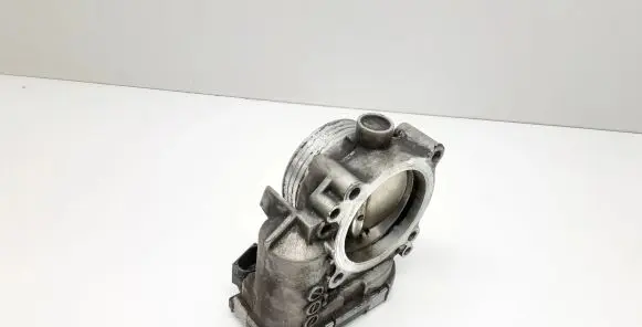 Volvo V70 Throttle valve 30711552