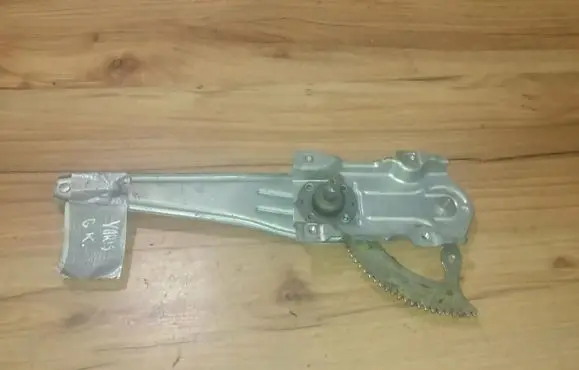 Toyota Yaris Sliding door window regulator with motor