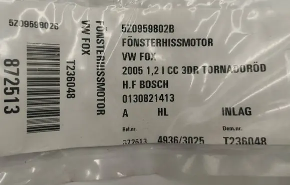 Volkswagen Fox Front door window regulator motor 0130821413