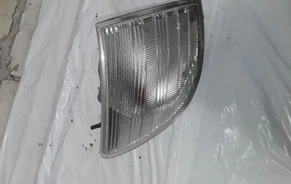 Front indicator light