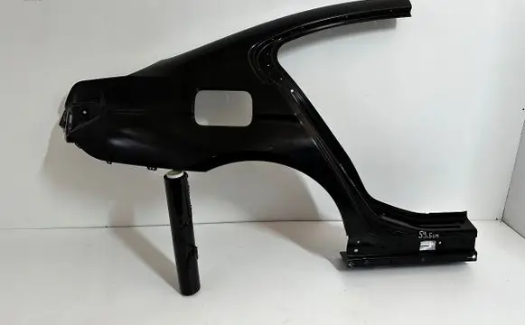 BMW 6 F06 Gran coupe Rear quarter panel 