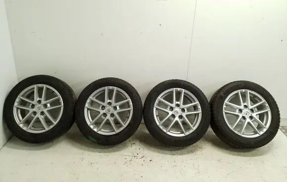 Toyota Auris E180 R16 alloy rim 42611YY500