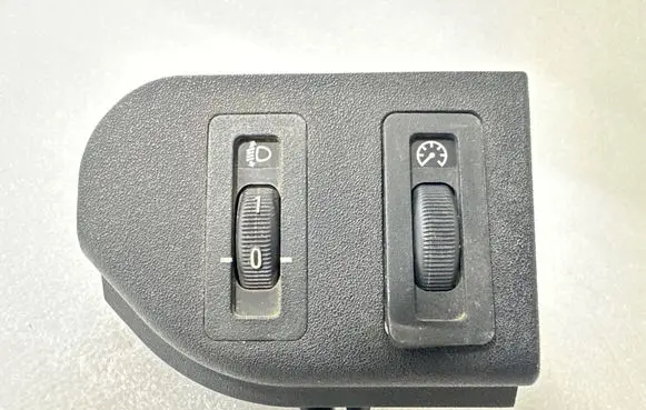 BMW 3 E36 Headlight level height control switch 13934209 E366131