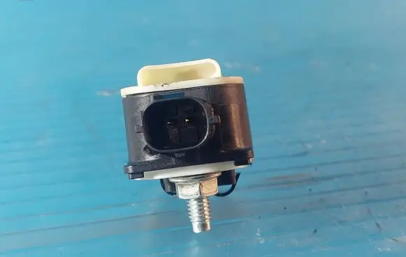 Toyota Corolla E210 E21 Airbag deployment crash/impact sensor 8983A02020