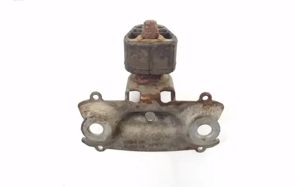 Porsche Cayenne (92A) Muffler mount bracket/holder 7P5253144