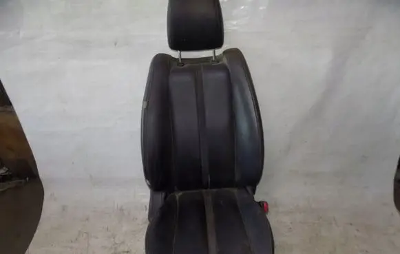 Mazda CX-7 Front passenger seat 