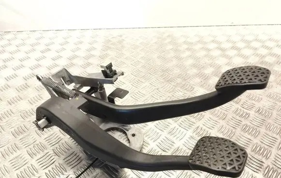 BMW 3 F30 F35 F31 Pedal assembly 6761310 67871110 C4005569SE