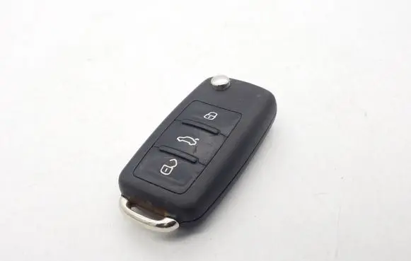 Skoda Rapid (NH) Ignition key/card 3T0837202L 5FA01041312