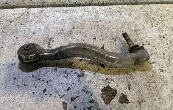 BMW 5 E60 E61 Front lower control arm/wishbone
