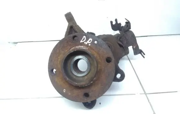 Peugeot Partner Front wheel hub