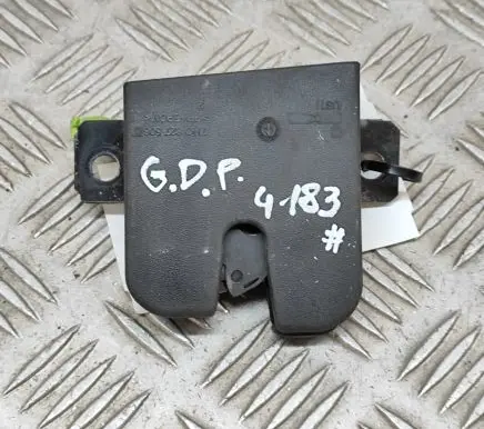 Volkswagen Transporter - Caravelle T5 Tailgate/trunk/boot lock/catch/latch 7H0827506C