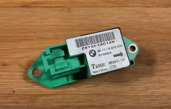 BMW 5 E39 Airbag deployment crash/impact sensor 65776910678 010224 Z8T2F13C1Z5