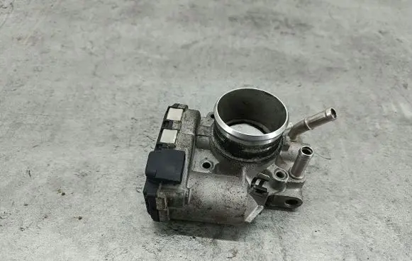 Hyundai i30 Throttle body valve