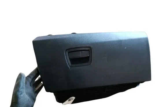 BMW 5 F10 F11 Glove box 9205976 1929884 51169192994