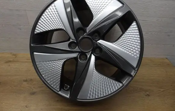 R17 alloy rim