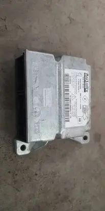 Peugeot 308 Airbag control unit/module 9665100080