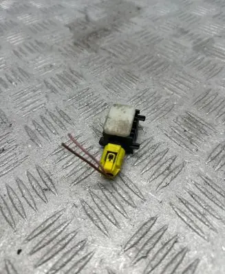 Mercedes-Benz ML W164 Airbag deployment crash/impact sensor 0038202826 160708 404750