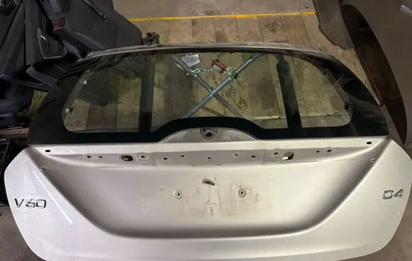 Volvo V60 Tailgate/trunk/boot lid 