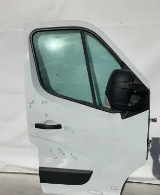Opel Movano B Front door
